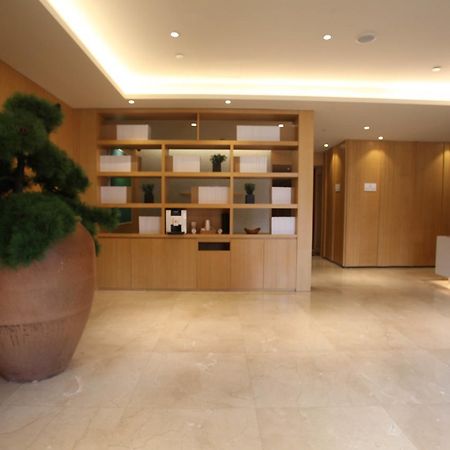 Ji Hotel Shanghai Bund East Nanjing Road Pedestrian Street エクステリア 写真