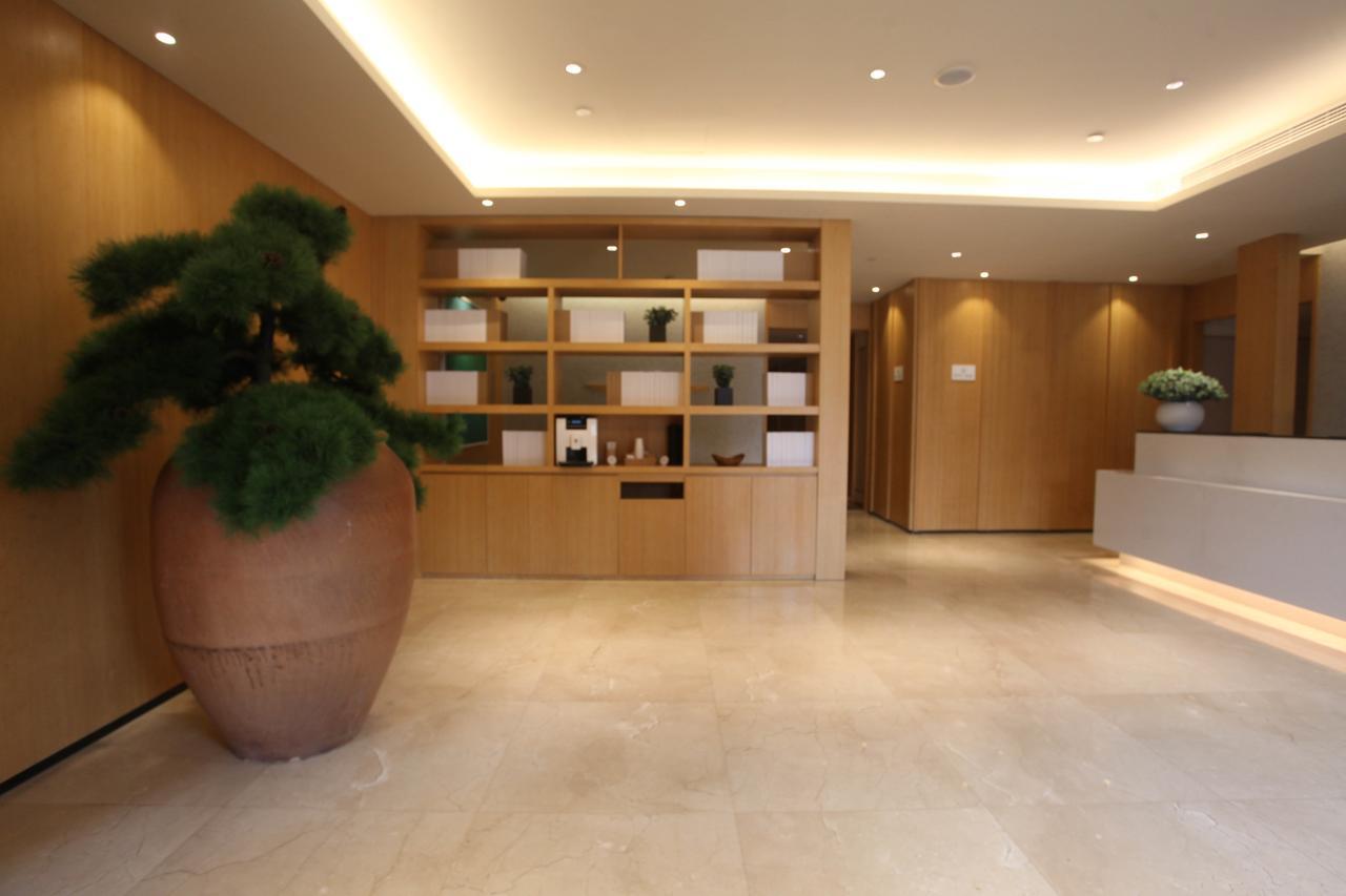 Ji Hotel Shanghai Bund East Nanjing Road Pedestrian Street エクステリア 写真