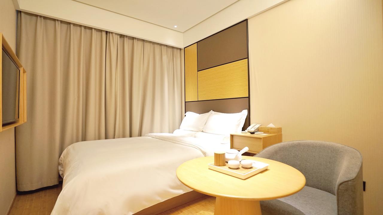 Ji Hotel Shanghai Bund East Nanjing Road Pedestrian Street エクステリア 写真