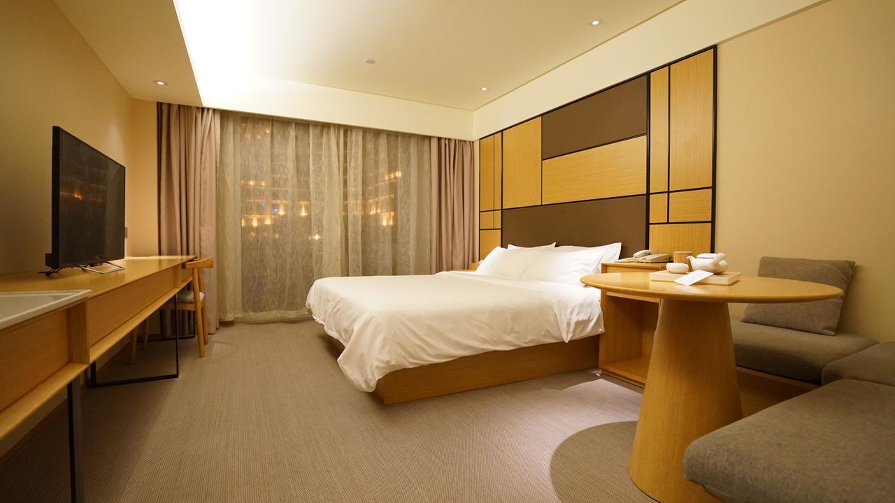 Ji Hotel Shanghai Bund East Nanjing Road Pedestrian Street エクステリア 写真